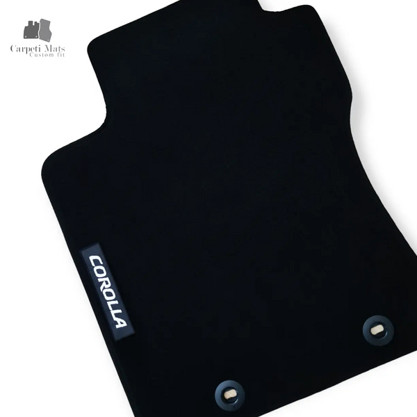 Alfombrillas De Terciopelo MOTOS Basic Para Toyota Corolla Verso I (2001-2007) – Juego De 4 Piezas En Azul, Con Sistema De Fijación Y 4.5 Mm De Grosor